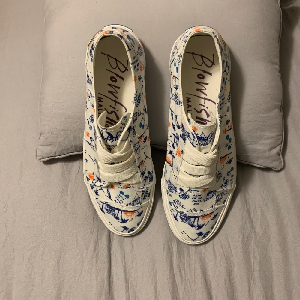 Island Vibes Slip on Sneakers